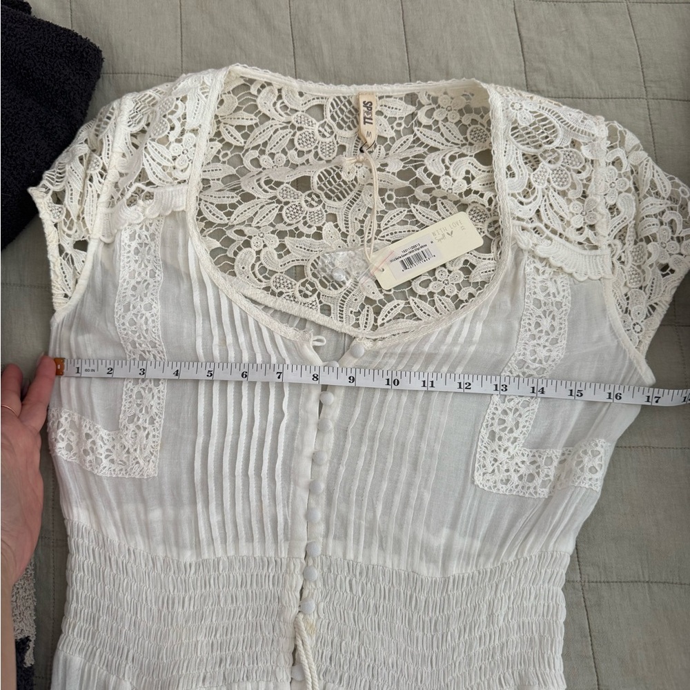 Spell & the Gypsy wild belle gown medium White Lace Maxi Dress - Picture 6 of 6